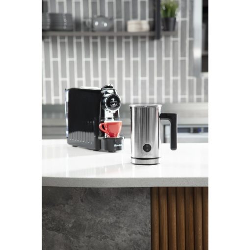 Rowlett Nespresso Coffee Pod Machine (DE205)