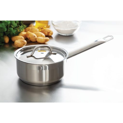 Nisbets Essentials Stainless Steel Saucepan 1500ml (DF670)