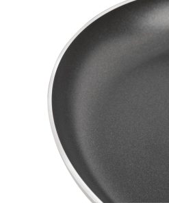 Nisbets Essentials Non-Stick Teflon Frying Pan 240mm (DG165)