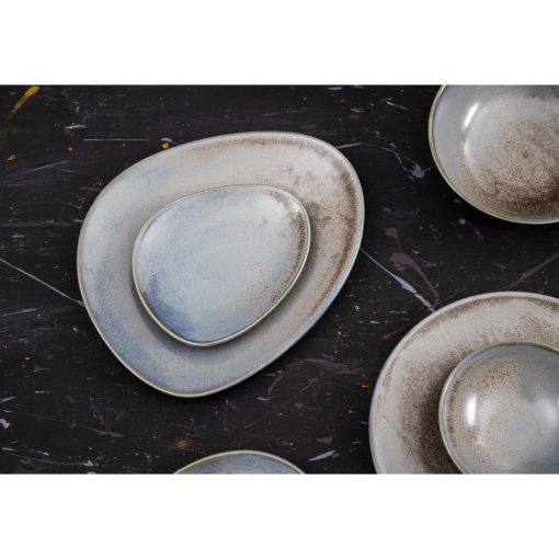 Olympia Ember Blue Triangle Plates 308x255mm Pack of 4 (FU176)