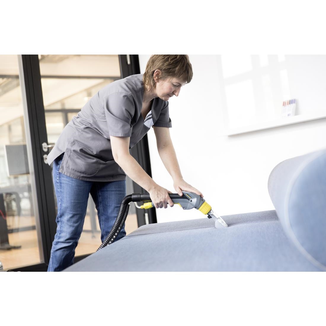 Karcher Spray Extraction Cleaner Puzzi 30-4 (FU066)