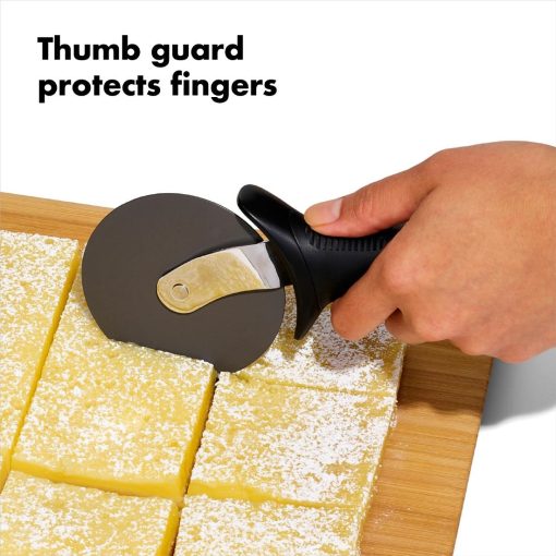 OXO Good Grips Pizza Wheel for Non Stick Pans (FU279)