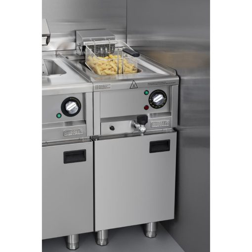 Buffalo 600 Series Single Tank Electric Fryer 8Ltr (HT756)