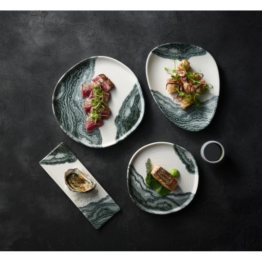 Churchill Tide Black Triangle Chefs Plates 255 x 203mm 12 Pack (HX186)