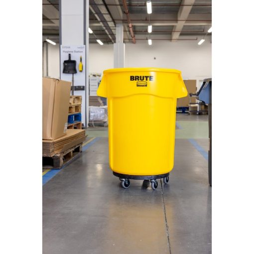 Rubbermaid BRUTE Container Yellow 167Ltr (HY028)