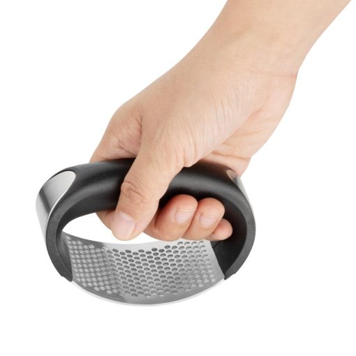 Nisbets Essentials Curved Garlic Press (JA908)