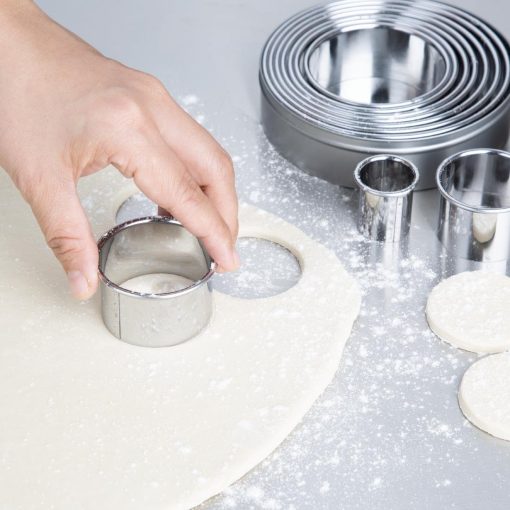 Vogue Stainless Steel Round Plain Cutters Pack 12 (JB551)
