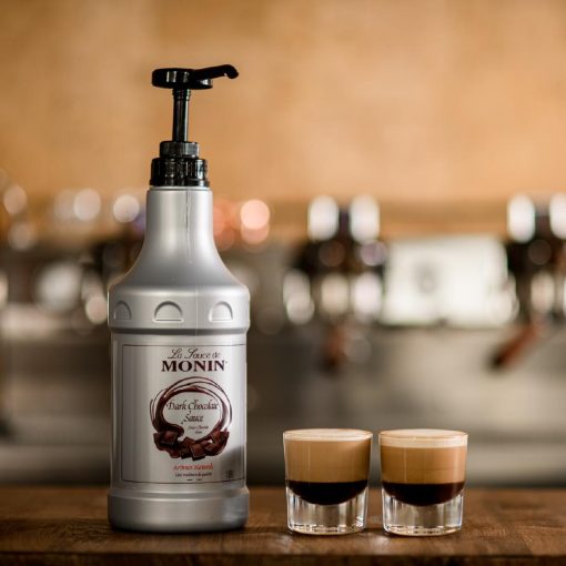 Monin Dark Chocolate Sauce 1-89Ltr (KA767)