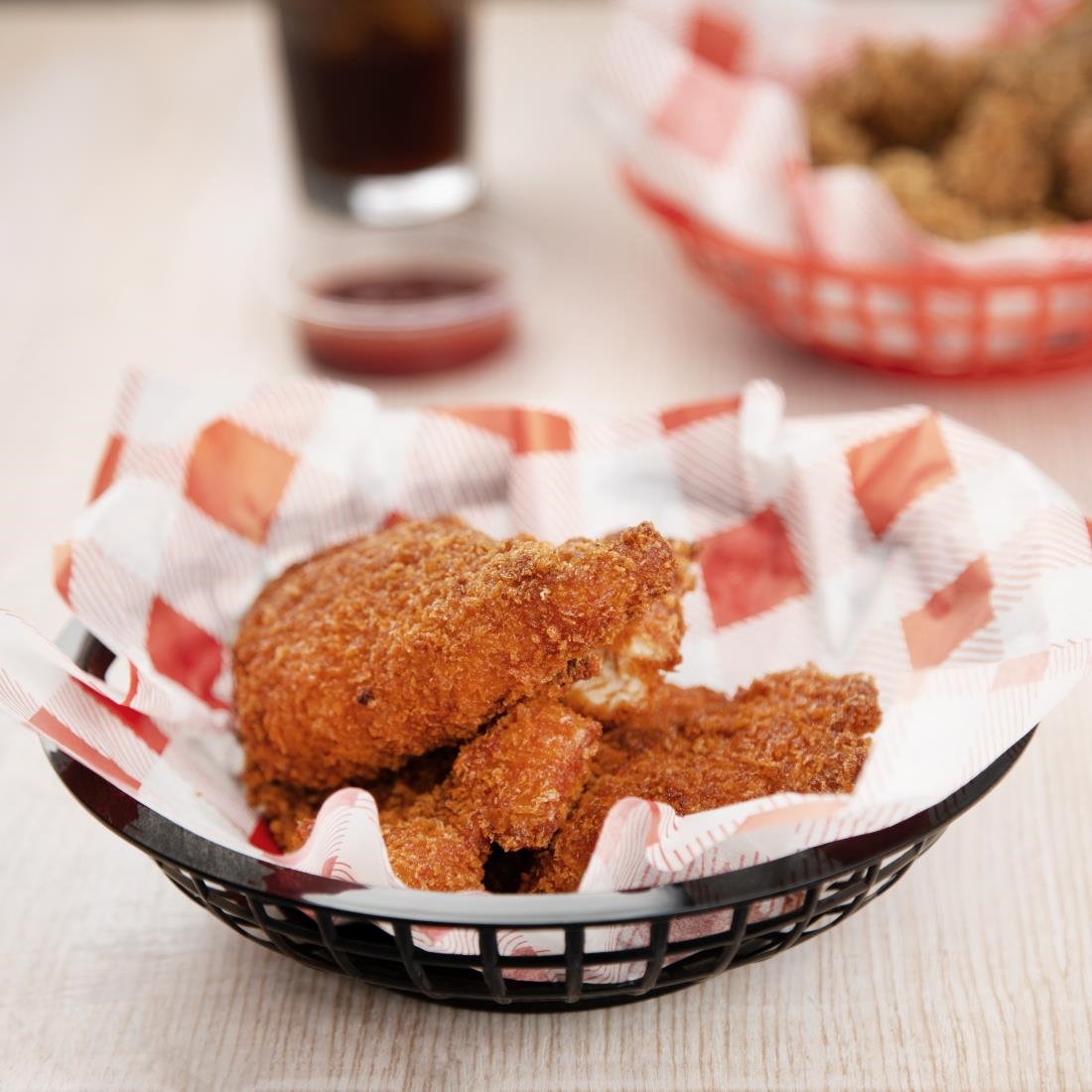 Olympia Kristallon PP Food Basket Round Black 200x50mm 6 Pack (JE891)