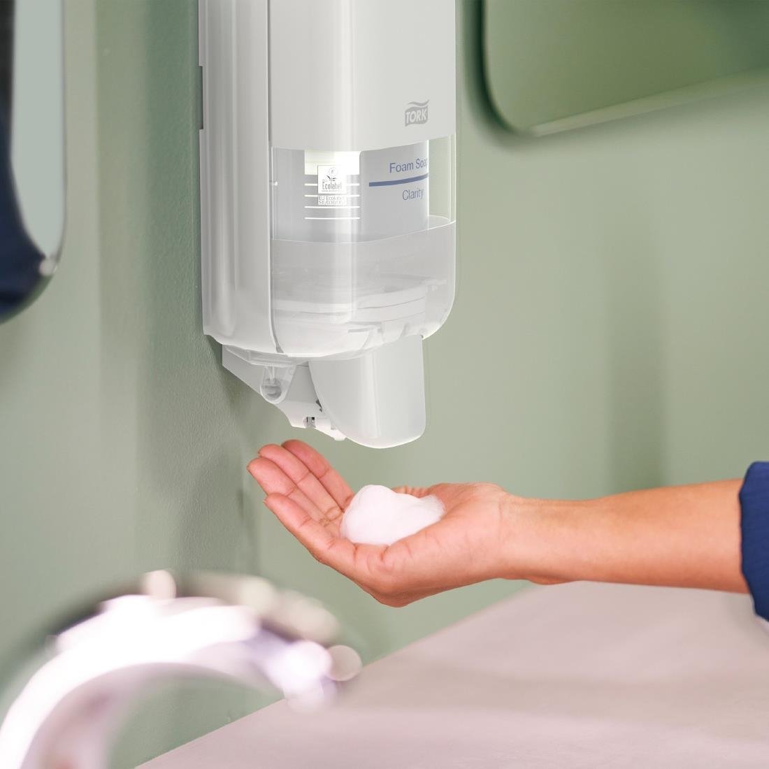 Tork S4 Soap and Sanitiser Dispenser White (JE043)