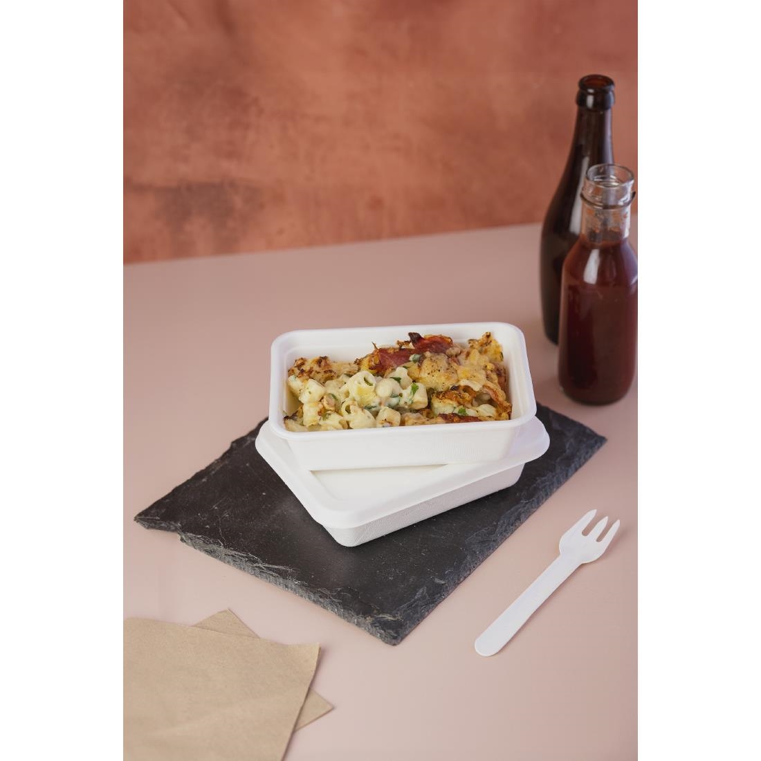 Vegware Nourish Moulded Fibre Takeaway Trays 500ml 500 Pack (JK378)