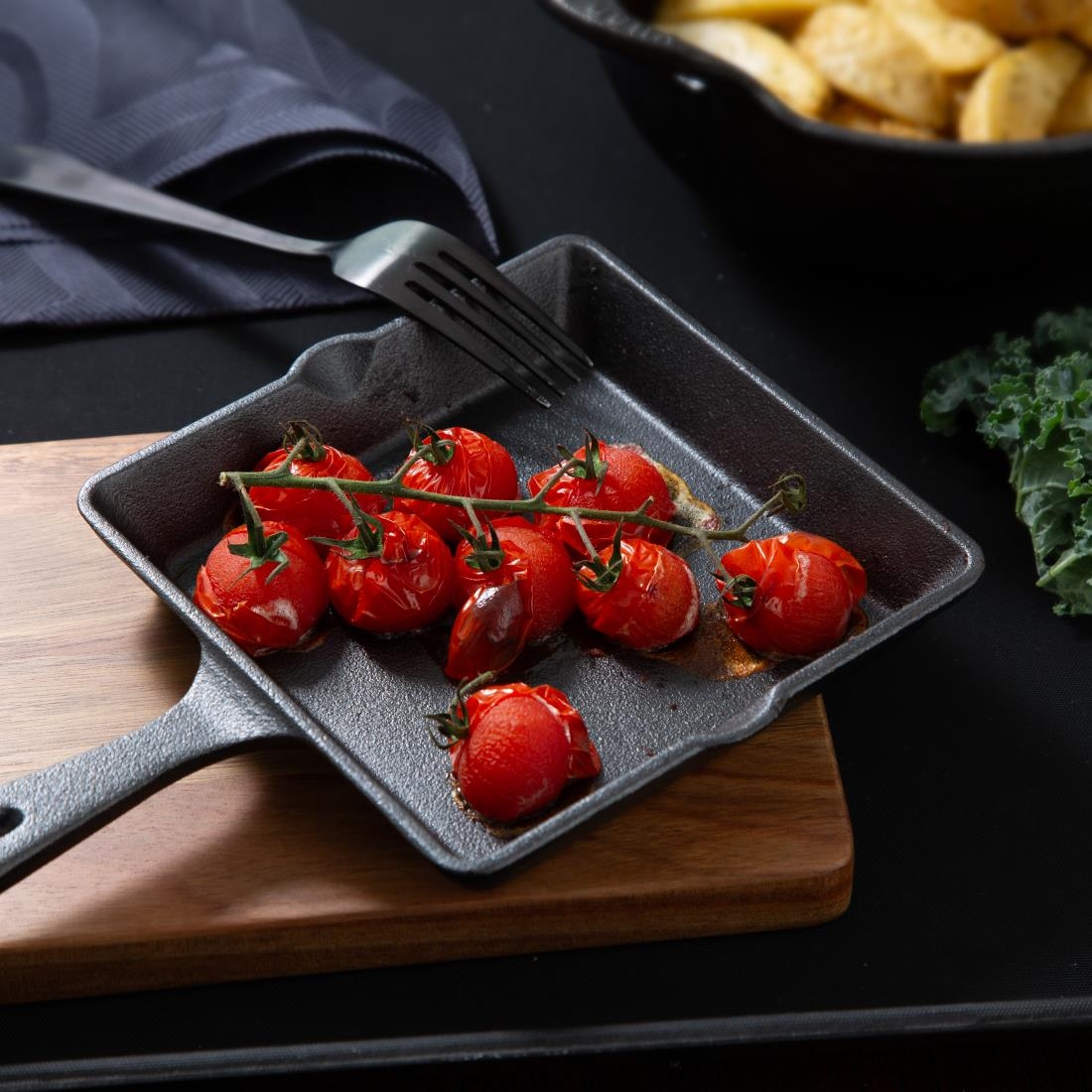 Olympia Cast Iron Square Pan 155x225mm (JF044)