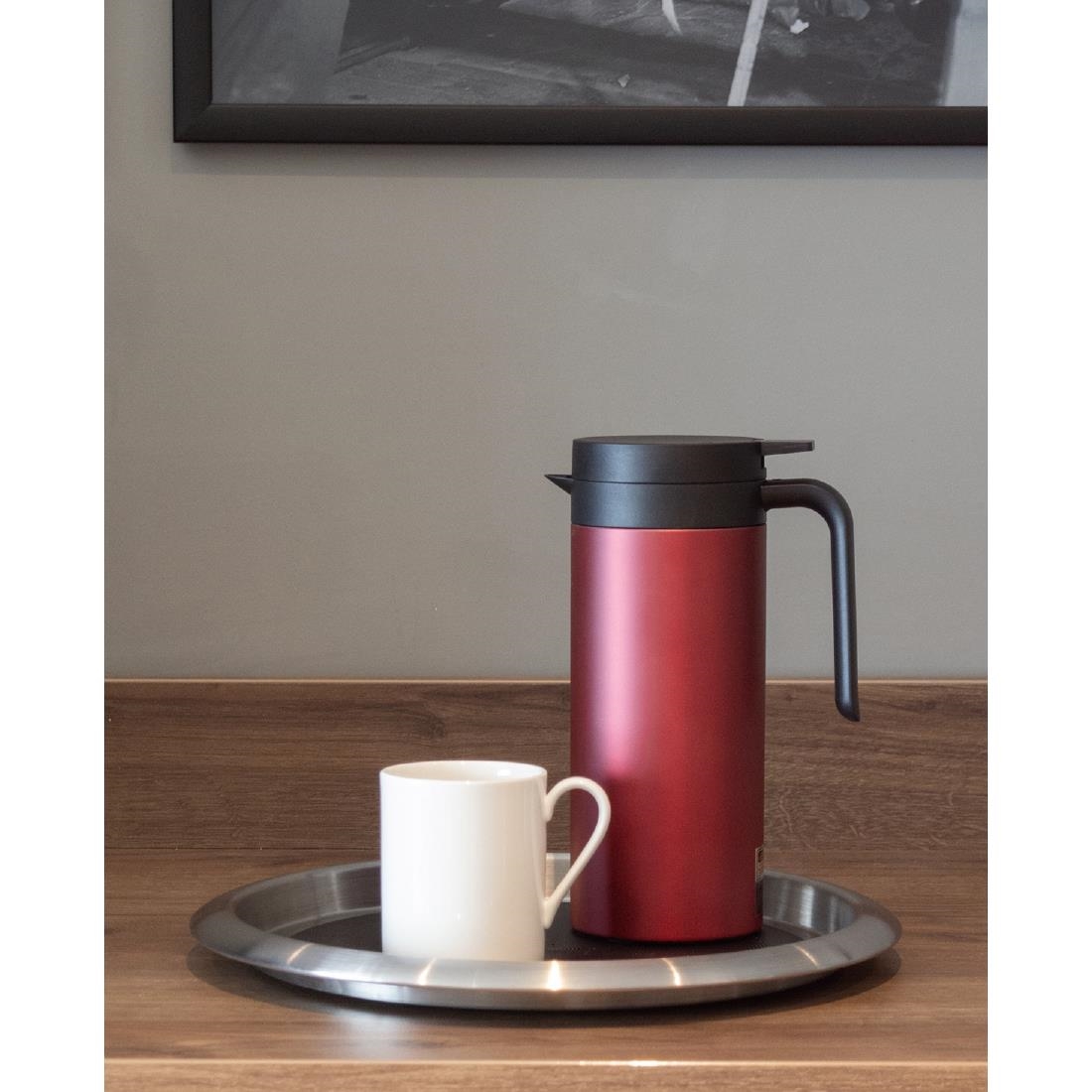 Elia Cylinder-Type Vacuum Jug Red 1Ltr (JP351)
